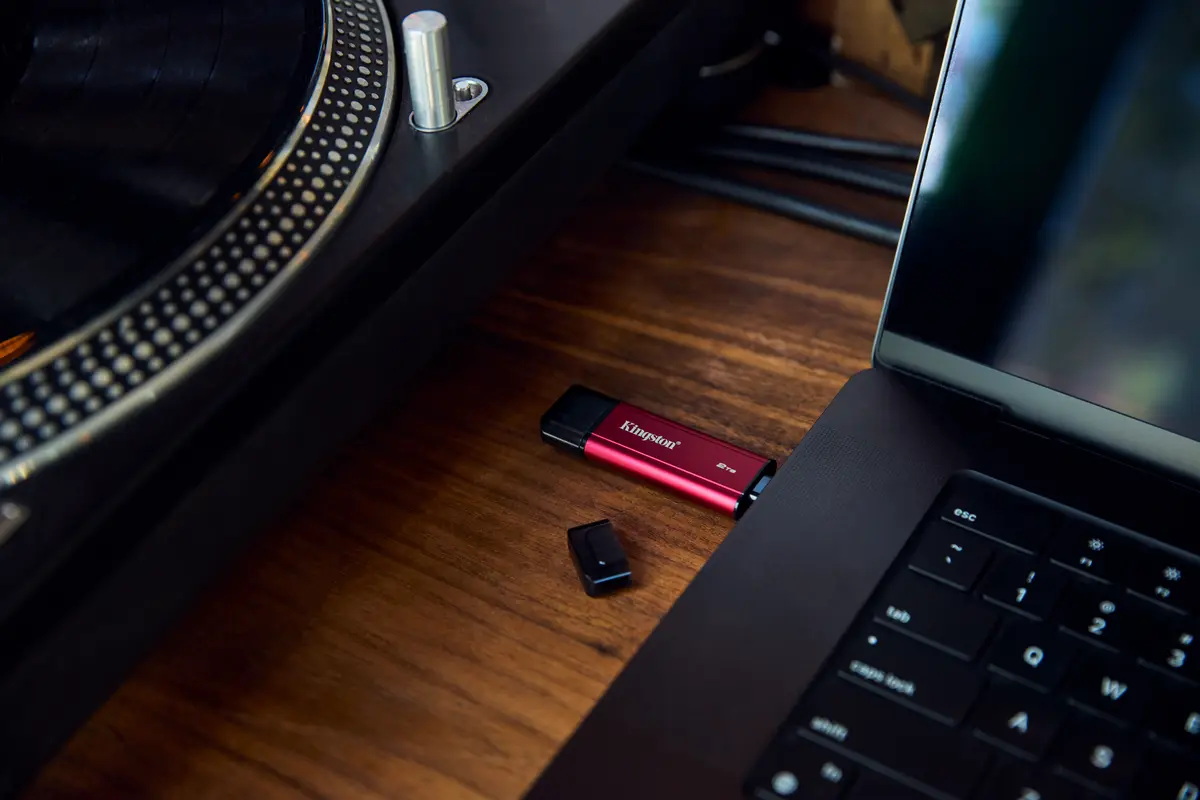 2TB Kingston Dual Portable Ro-Zw USB-C/USB-A/1050/950 - Afbeelding 12