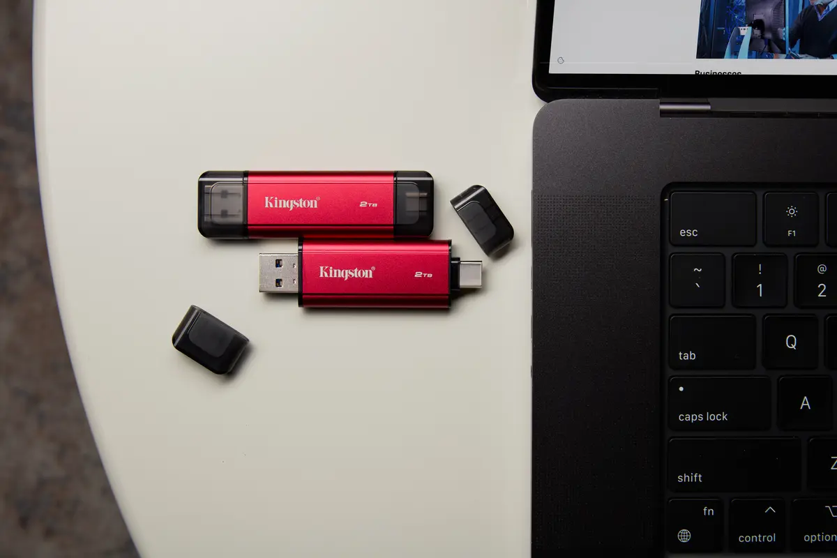 2TB Kingston Dual Portable Ro-Zw USB-C/USB-A/1050/950 - Afbeelding 15