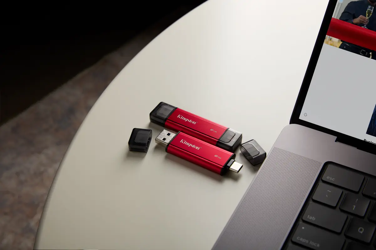 2TB Kingston Dual Portable Ro-Zw USB-C/USB-A/1050/950 - Afbeelding 16