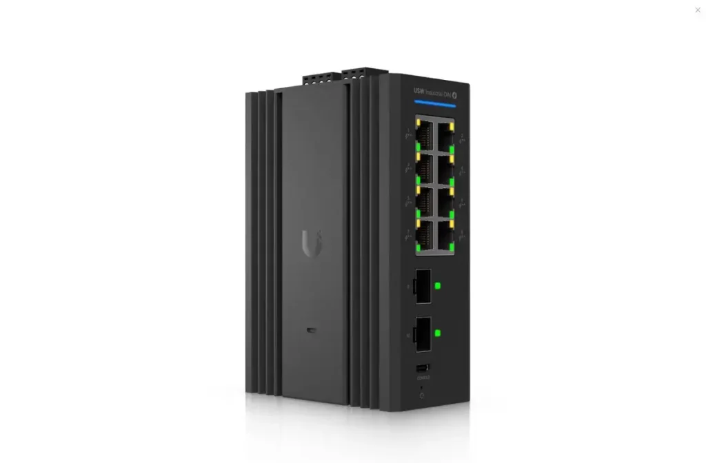 8Port 1Gbps 8xPoE++ Industrial DIN 8 PoE Ubiqui